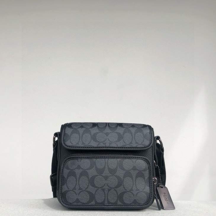 Picture of Coach Mens Bags _SKUfw202169513fw